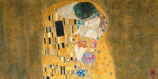Gustav Klimt il significato e il commento del bacio